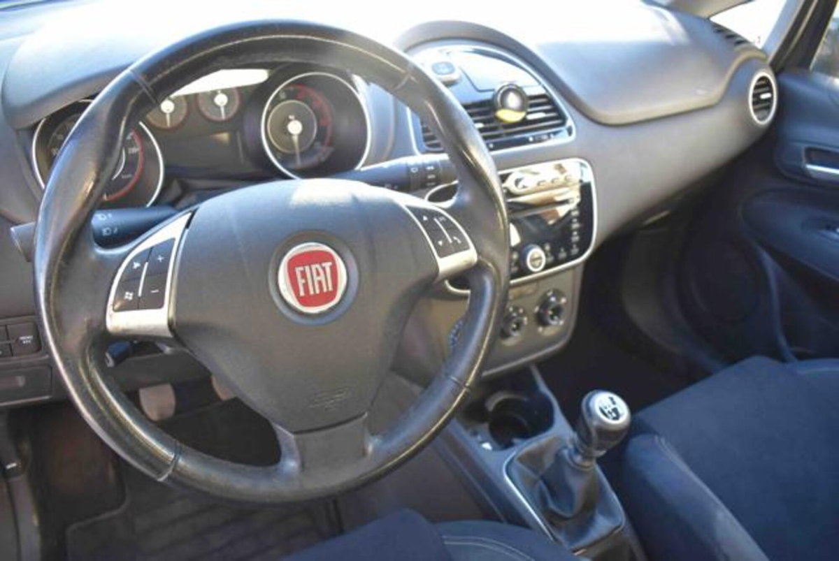 Fiat Punto 1.4 8V 5 porte Natural Power Lounge (9)