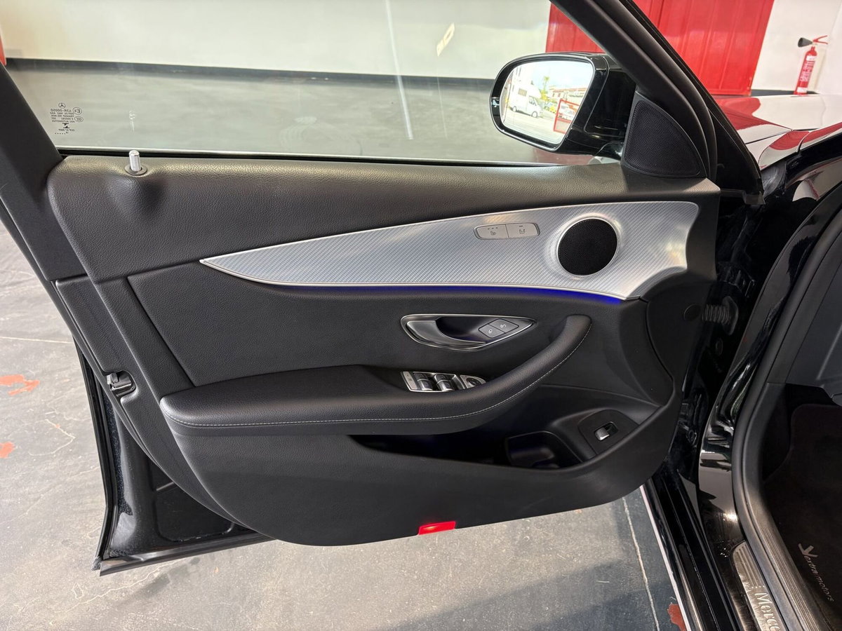 Mercedes-Benz Classe E 200 d Auto Business Sport (16)