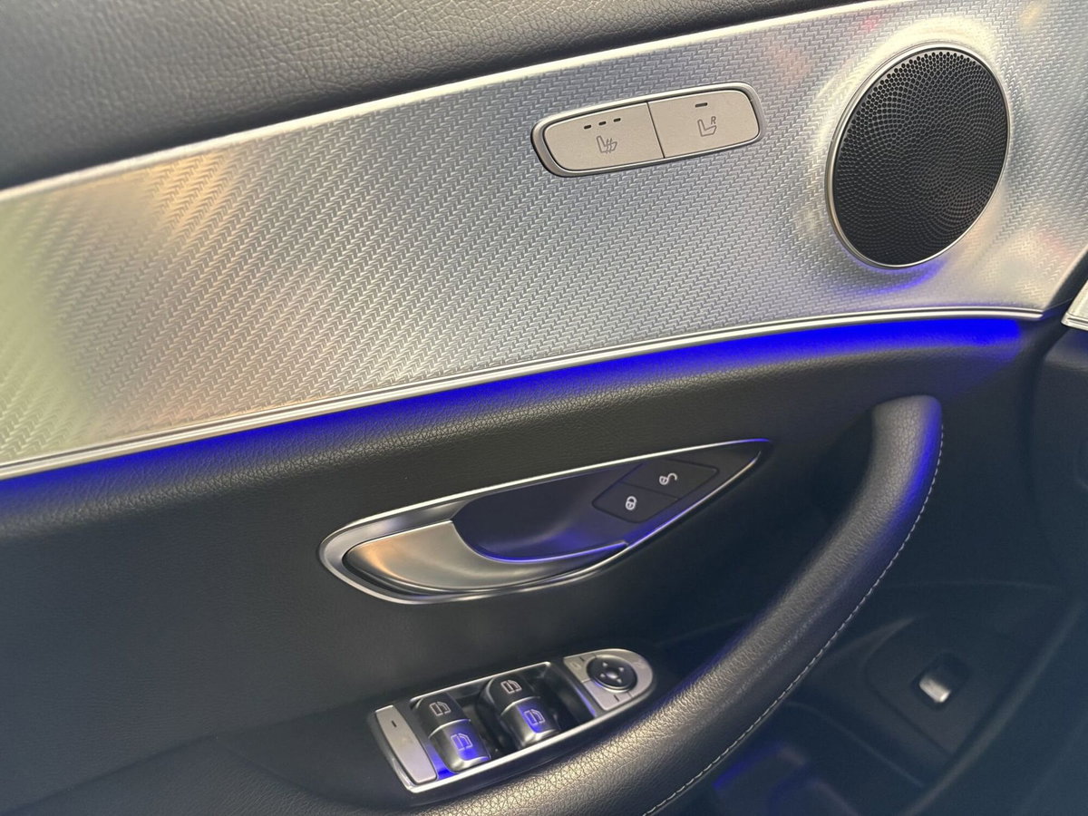Mercedes-Benz Classe E 200 d Auto Business Sport (19)