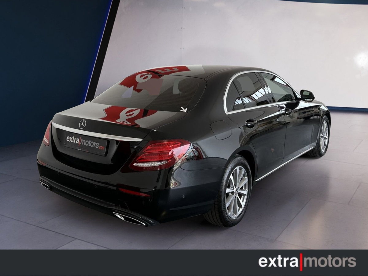 Mercedes-Benz Classe E 200 d Auto Business Sport (3)