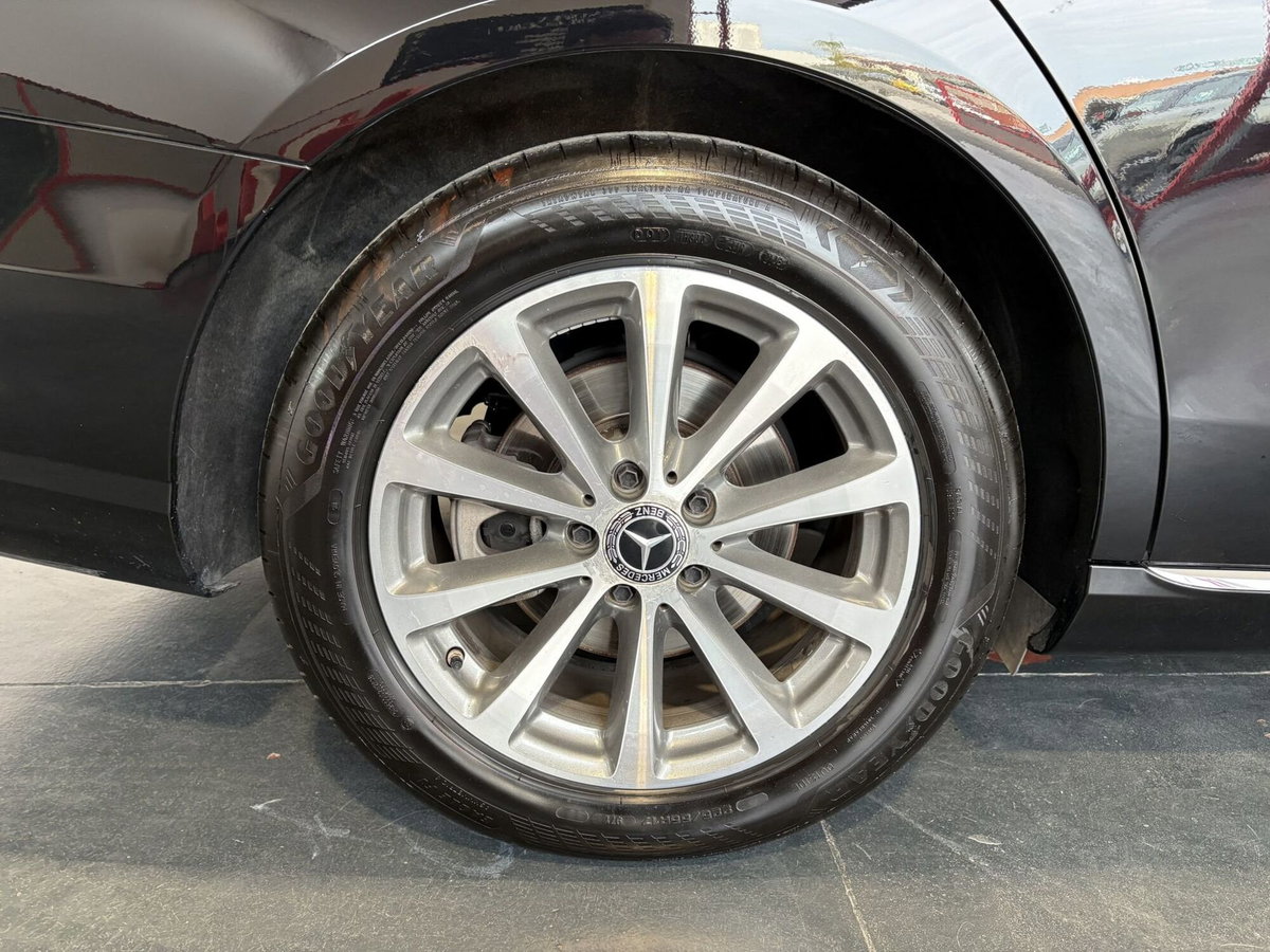 Mercedes-Benz Classe E 200 d Auto Business Sport (9)