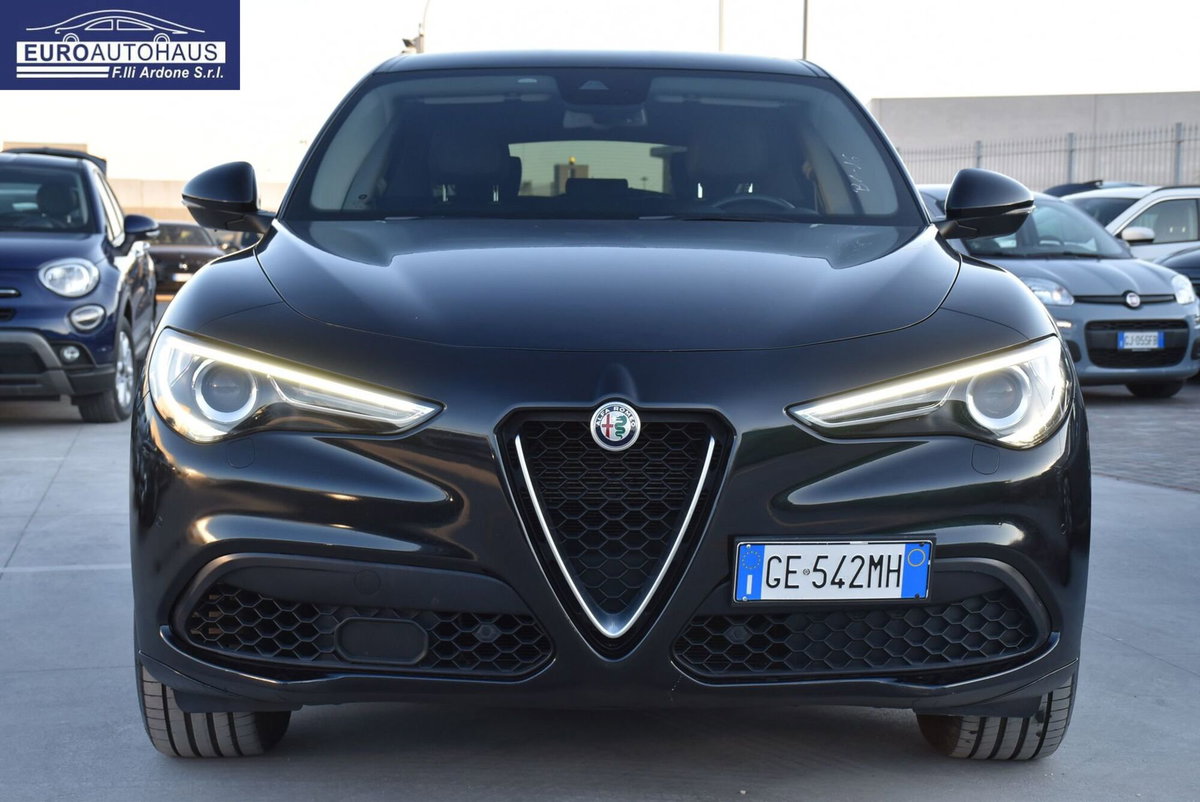 Alfa Romeo Stelvio Stelvio 2.2 Turbodiesel 210 CV AT8 Q4 Ti (2)