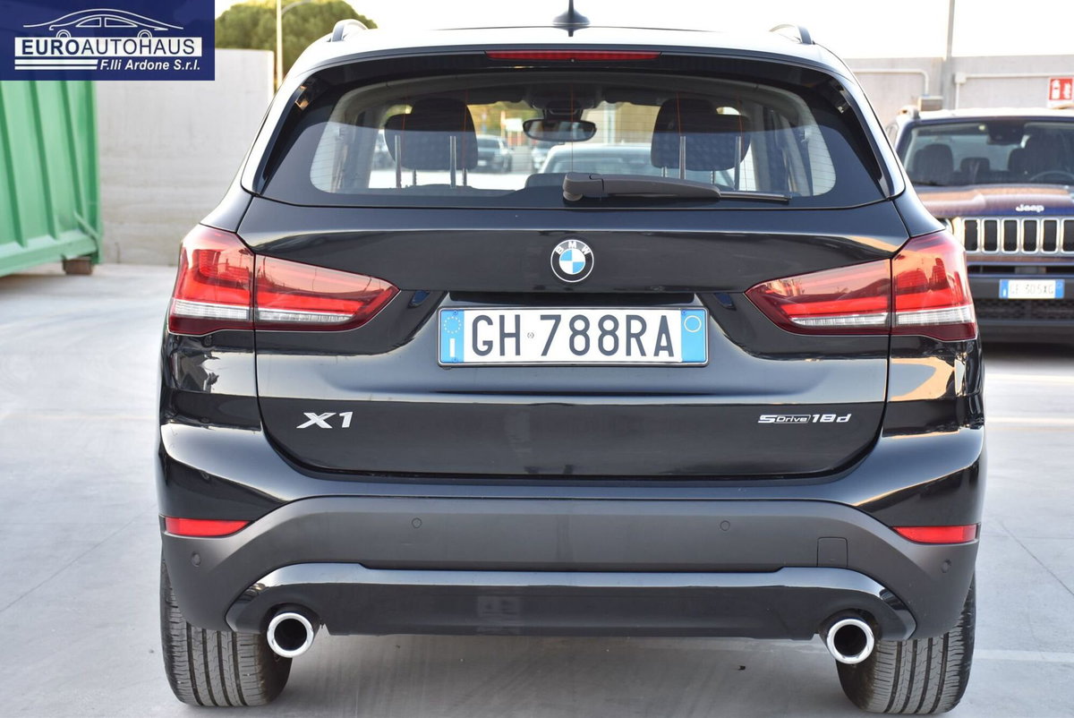 BMW X1 sDrive18d Business Advantage (5)