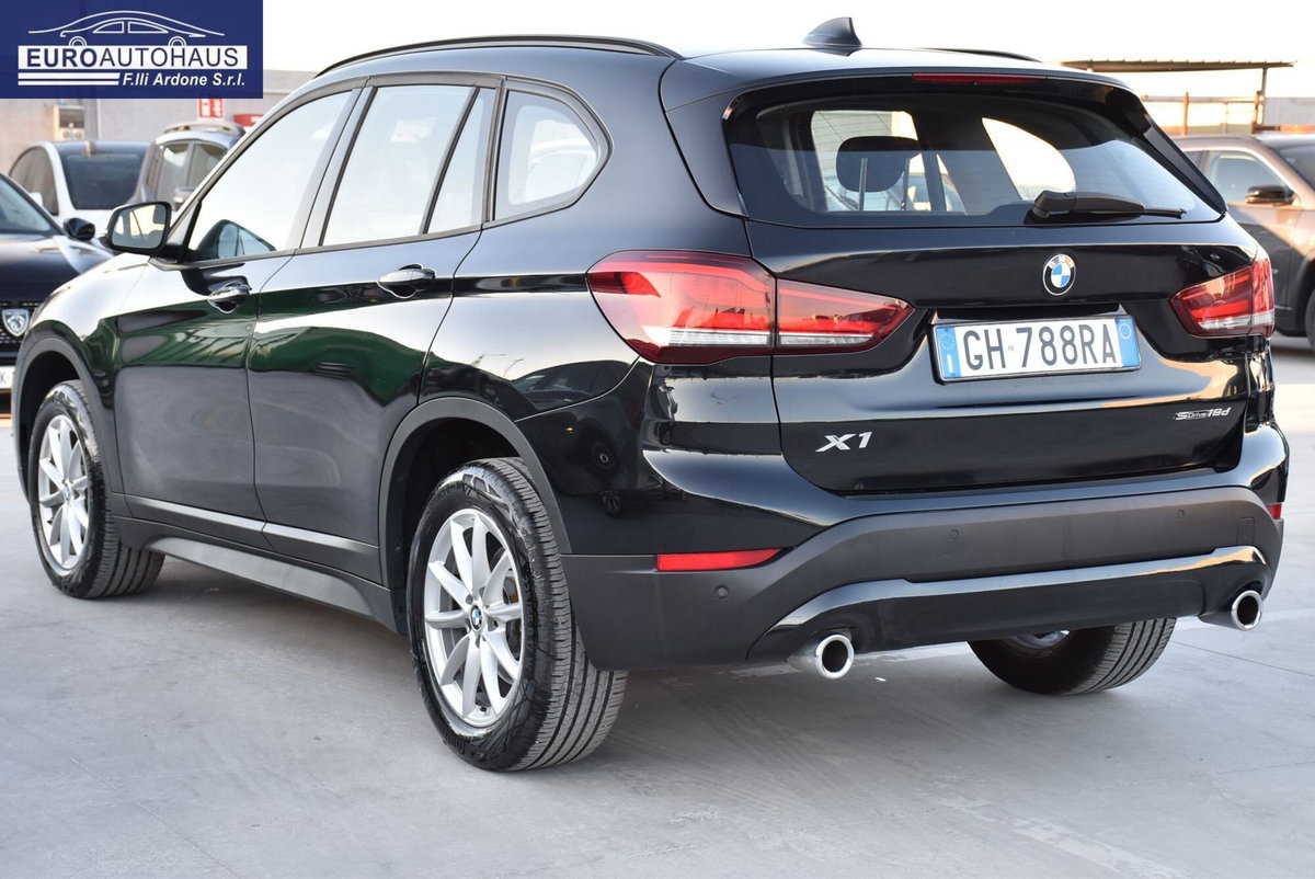 BMW X1 sDrive18d Business Advantage (6)