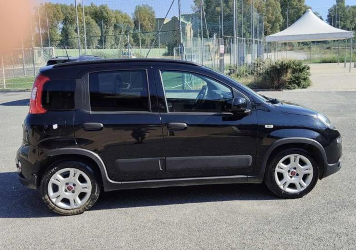 Fiat Panda 1.0 firefly hybrid s&s 70cv 5p.ti (2)