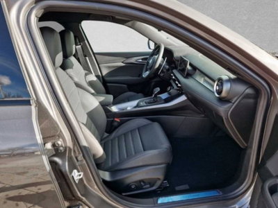 Alfa Romeo Tonale 1.3 phev Veloce Q4 280cv at6 (8)