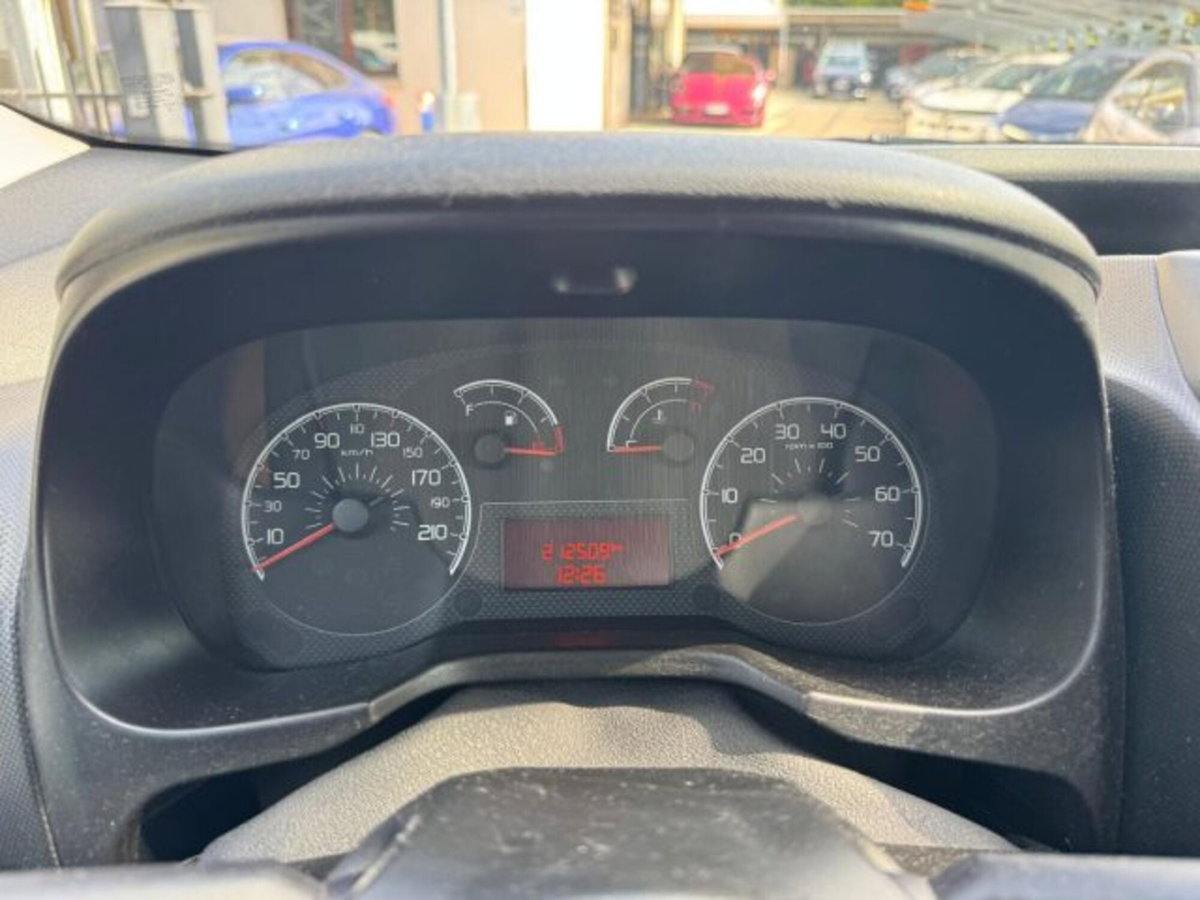 Fiat Qubo 1.4 8V 77 CV MyLife Natural Power (8)