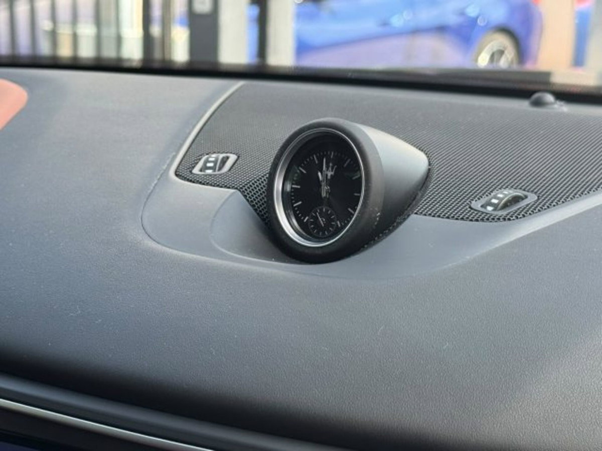 Maserati Levante Levante V6 350 CV AWD Modena (14)
