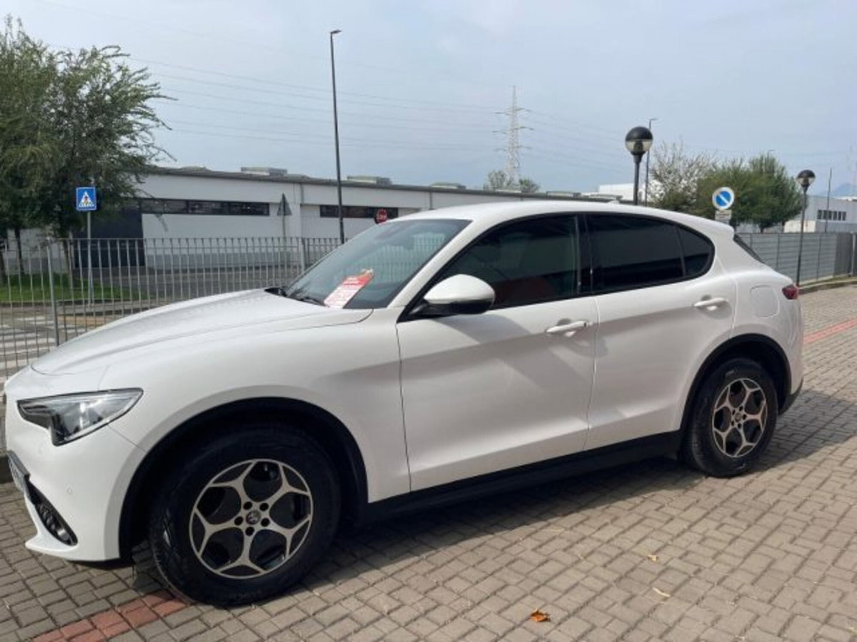 Alfa Romeo Stelvio Stelvio 2.2 Turbodiesel 190 CV AT8 Q4 Business (3)
