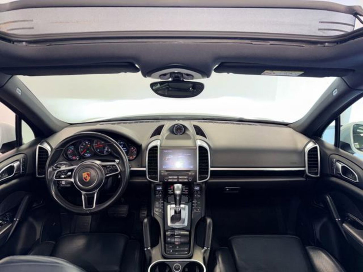 Porsche Cayenne 3.0 Diesel Platinum Edition (14)
