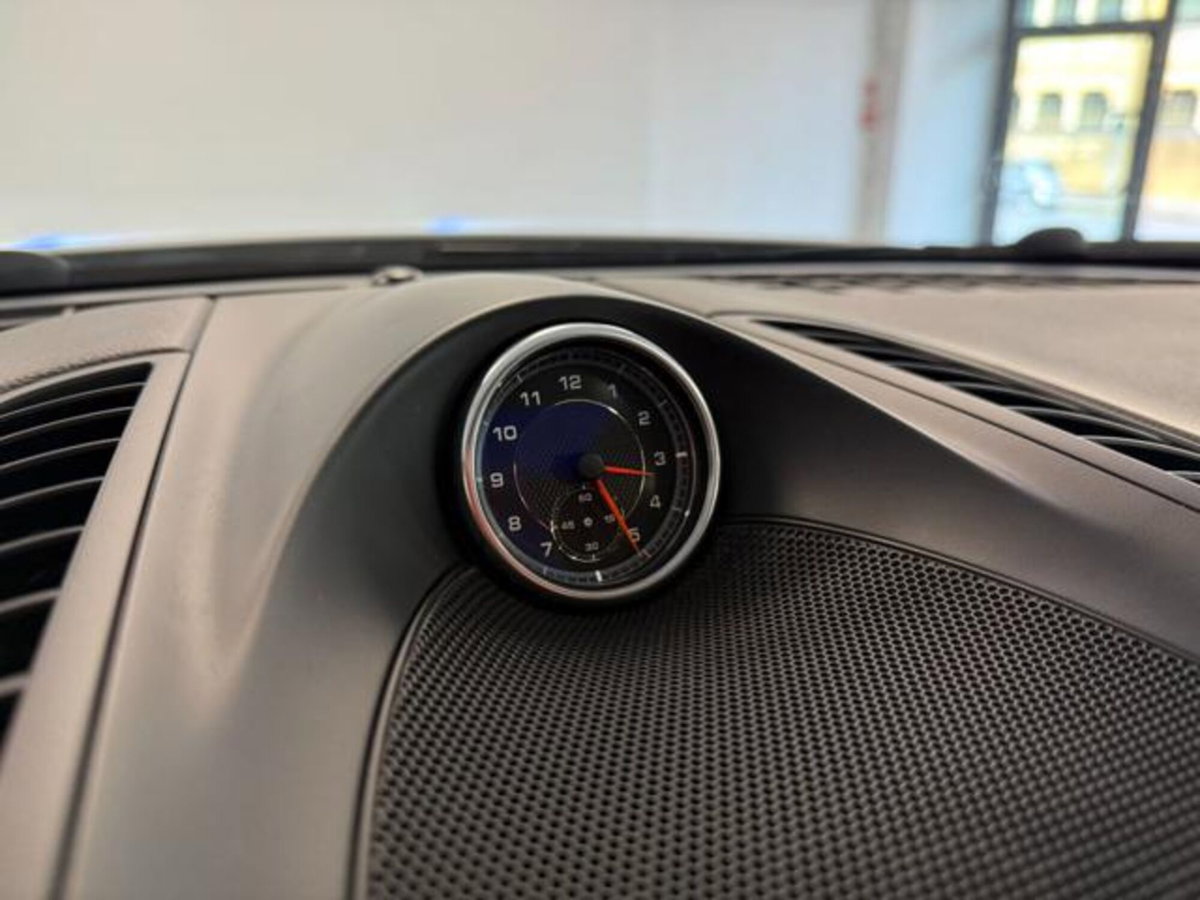 Porsche Cayenne 3.0 Diesel Platinum Edition (19)