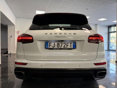 Porsche Cayenne 3.0 Diesel Platinum Edition (6)