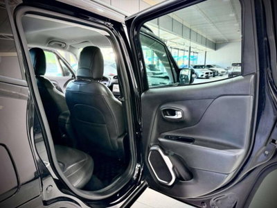 Jeep Renegade 1.6 Mjt DDCT 120 CV S (14)