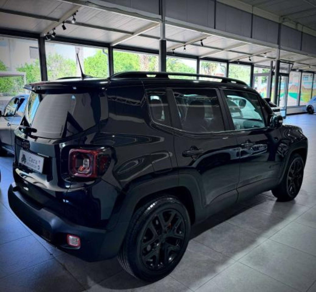 Jeep Renegade 1.6 Mjt DDCT 120 CV S (7)