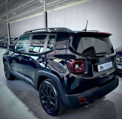 Jeep Renegade 1.6 Mjt DDCT 120 CV S (8)