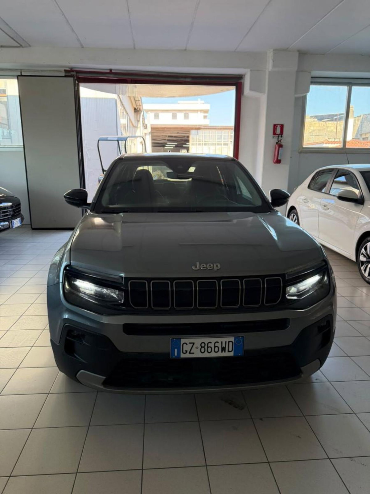 Jeep Avenger 1.2 turbo Summit fwd 100cv (4)