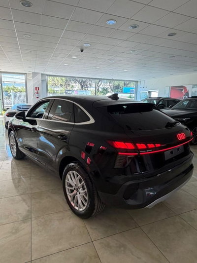 Audi Q3 Sportback 2.0 tfsi S line edition quattro 204cv s-tronic (5)