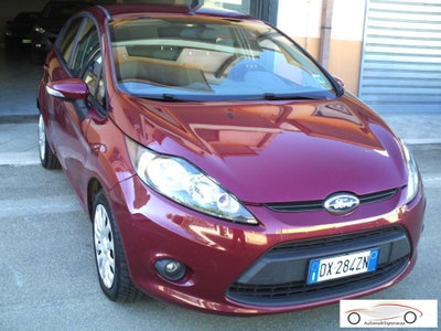 Ford Fiesta 1.4 TDCi 68CV 5 porte Titanium