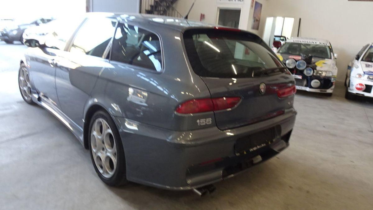Alfa Romeo 156 SportWagon 3.2i V6 24V cat Sportwagon GTA (9)