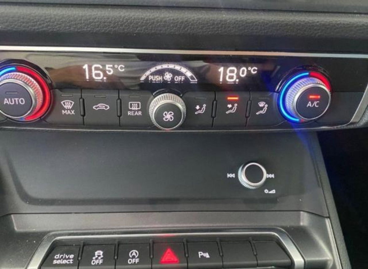 Audi Q3 Sportback 35 TDI S line edition (8)