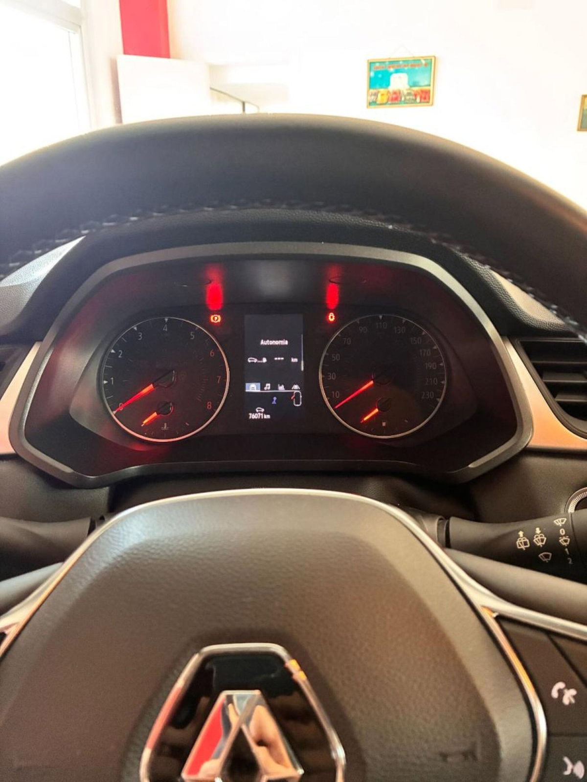 Renault Captur TCe 100 CV GPL Techno (11)
