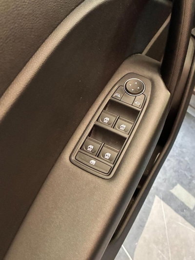 Renault Captur TCe 100 CV GPL Techno (4)