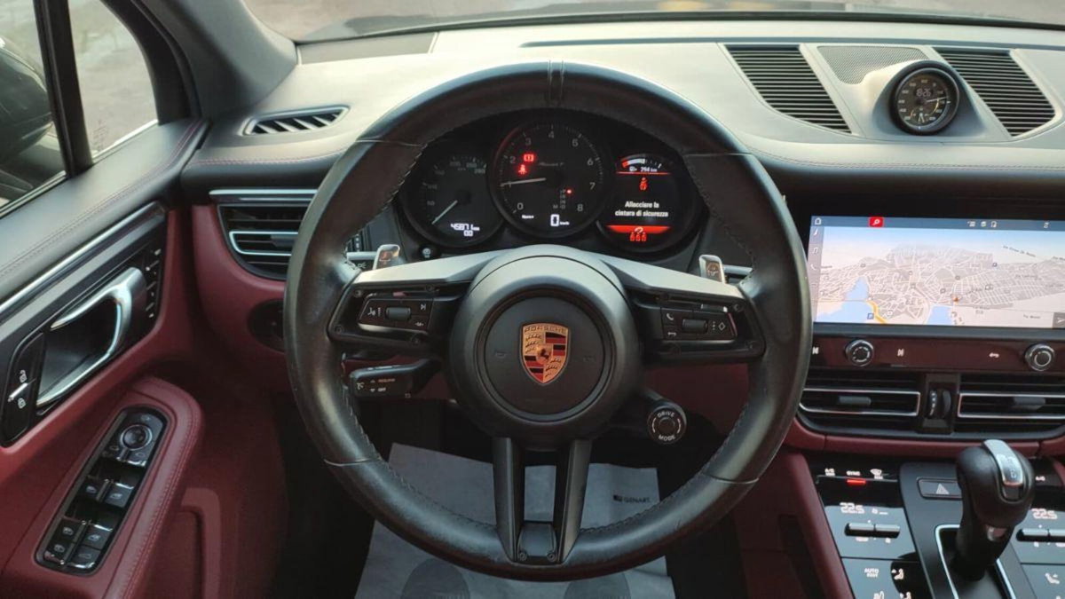 Porsche Macan 2.0 (13)