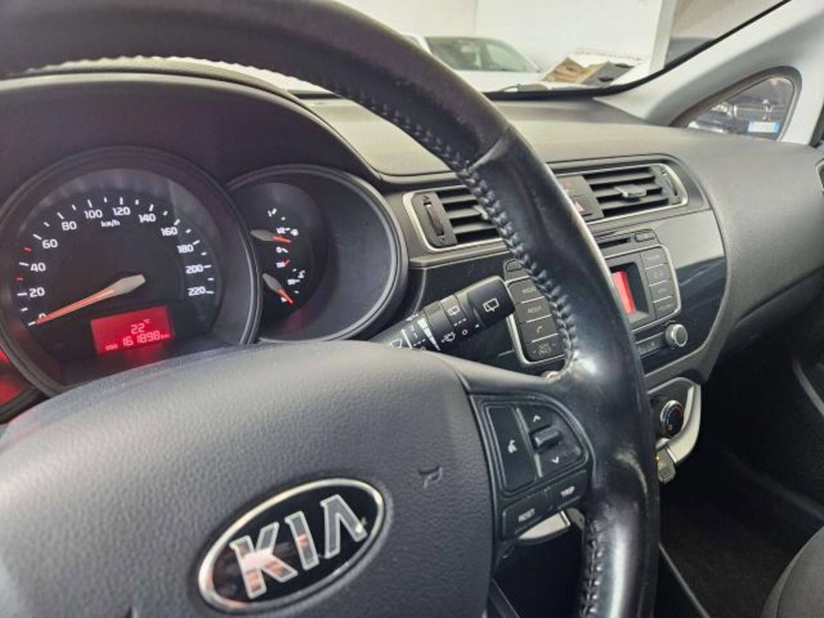 Kia Rio 1.2 CVVT 5p. ECO GPL Cool (14)
