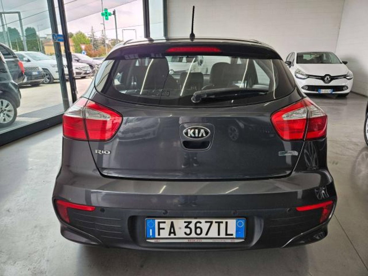Kia Rio 1.2 CVVT 5p. ECO GPL Cool (5)
