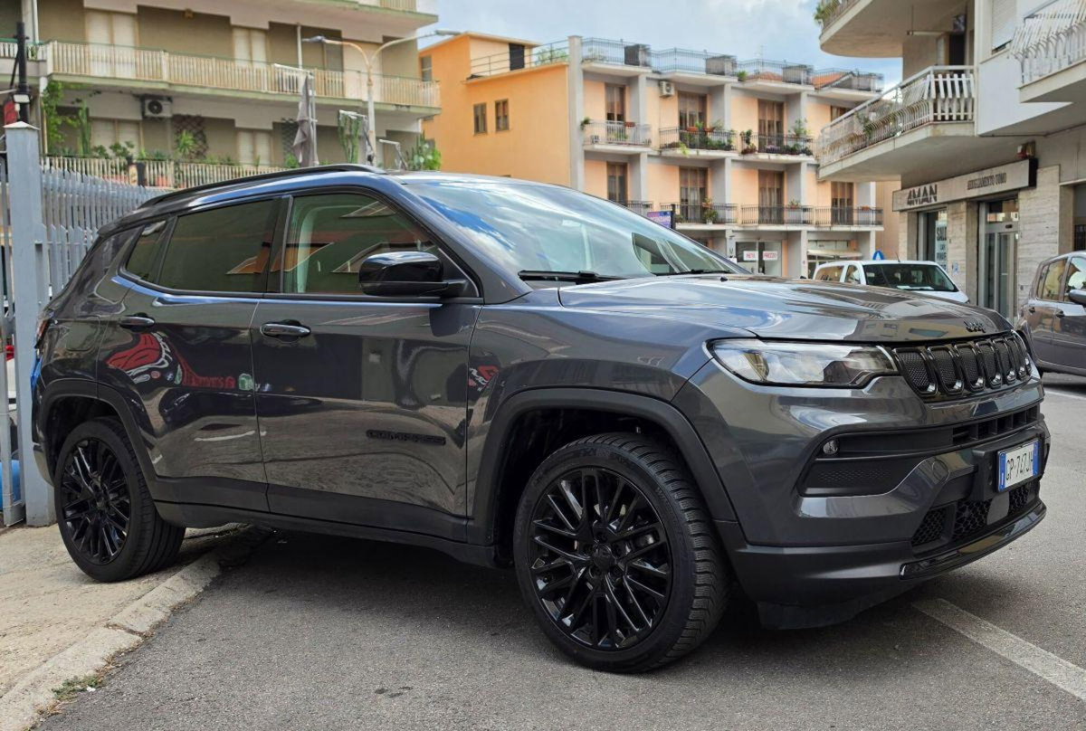 Jeep Compass 1.6 Multijet II 2WD Night Eagle (10)