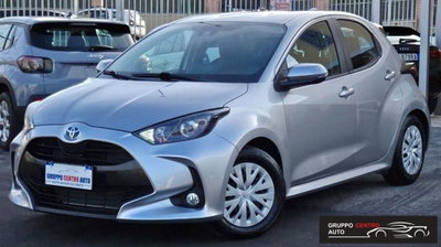 Toyota Yaris 1.5 Hybrid 5 porte Y20 Bitone usata