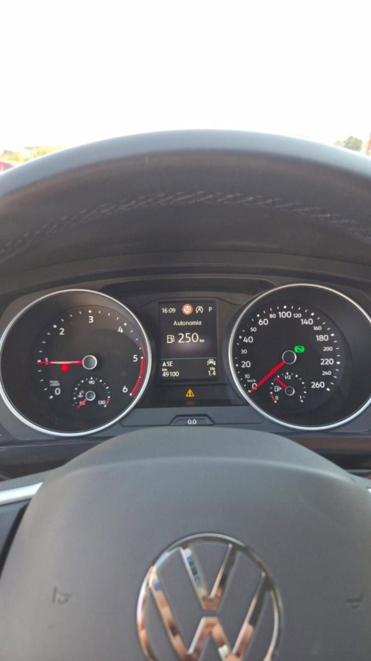 Volkswagen Tiguan 2.0 TDI 150 CV SCR DSG 4MOTION Life (12)