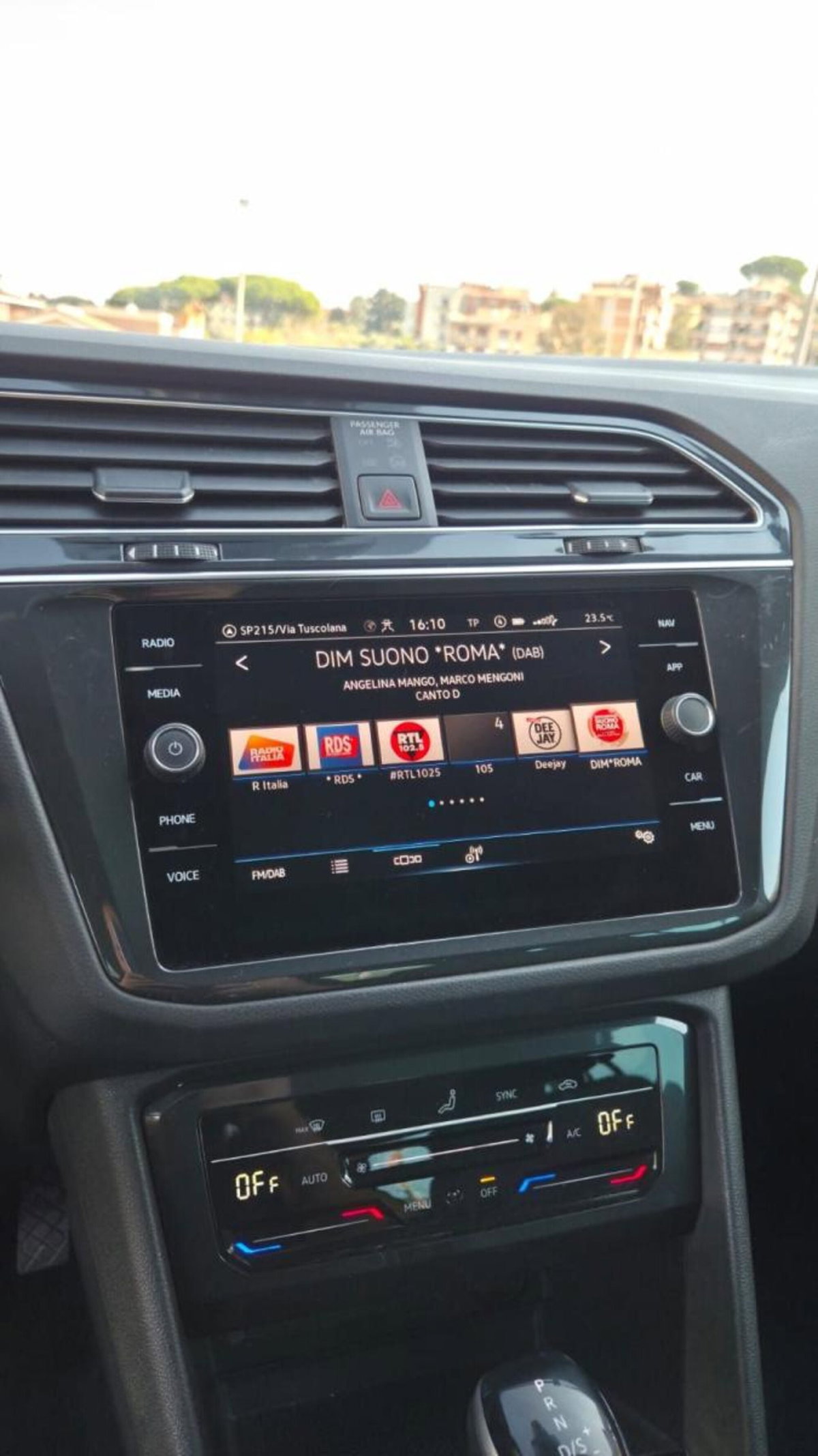 Volkswagen Tiguan 2.0 TDI 150 CV SCR DSG 4MOTION Life (13)