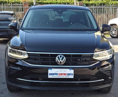 Volkswagen Tiguan 2.0 TDI 150 CV SCR DSG 4MOTION Life (2)