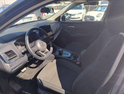 Nissan Qashqai 1.3 DIG-T 160 CV DCT Business (10)