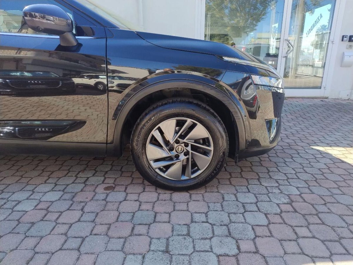 Nissan Qashqai 1.3 DIG-T 160 CV DCT Business (2)