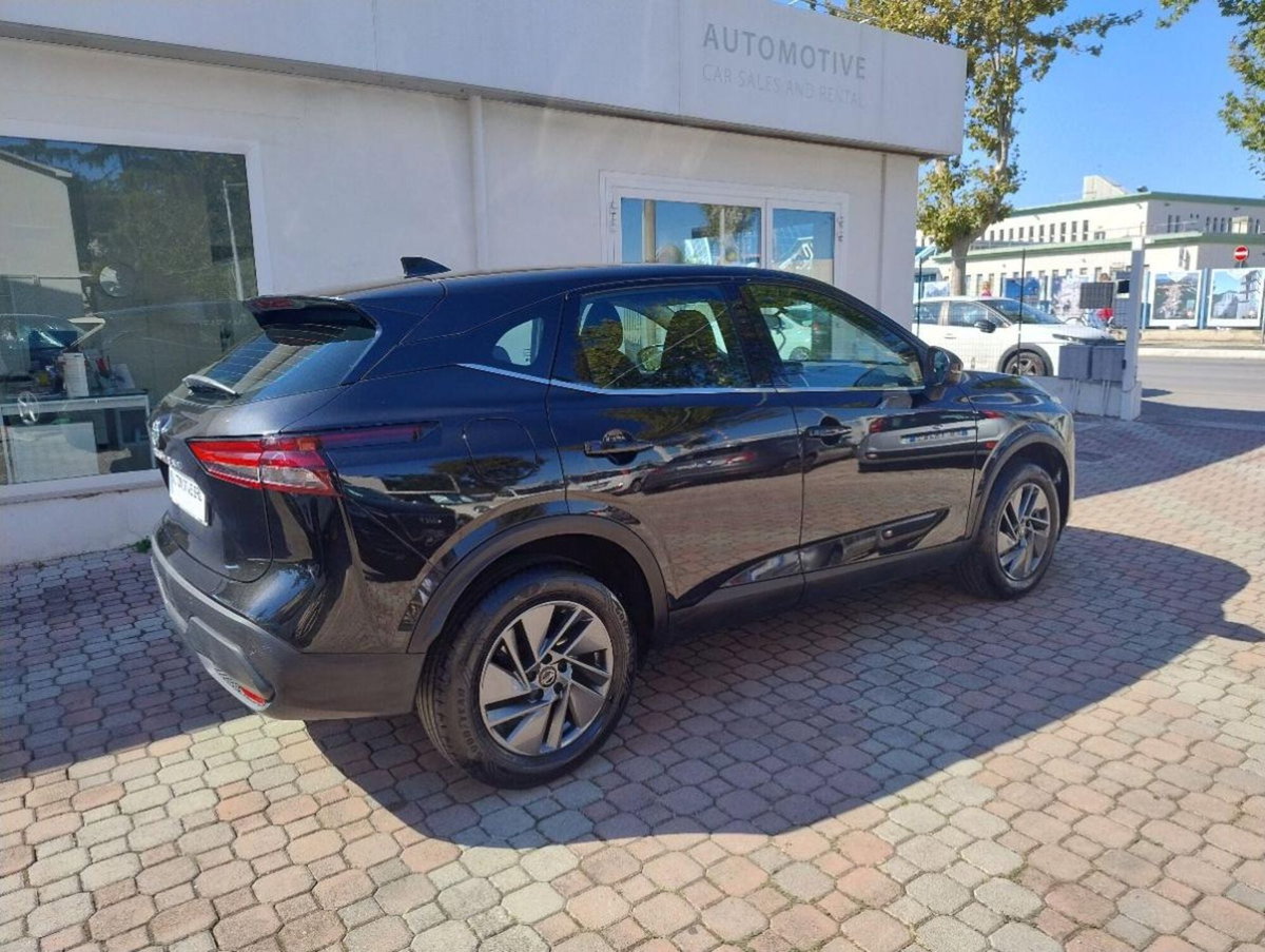 Nissan Qashqai 1.3 DIG-T 160 CV DCT Business (4)