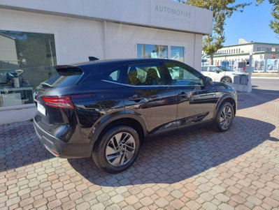 Nissan Qashqai 1.3 DIG-T 160 CV DCT Business (4)