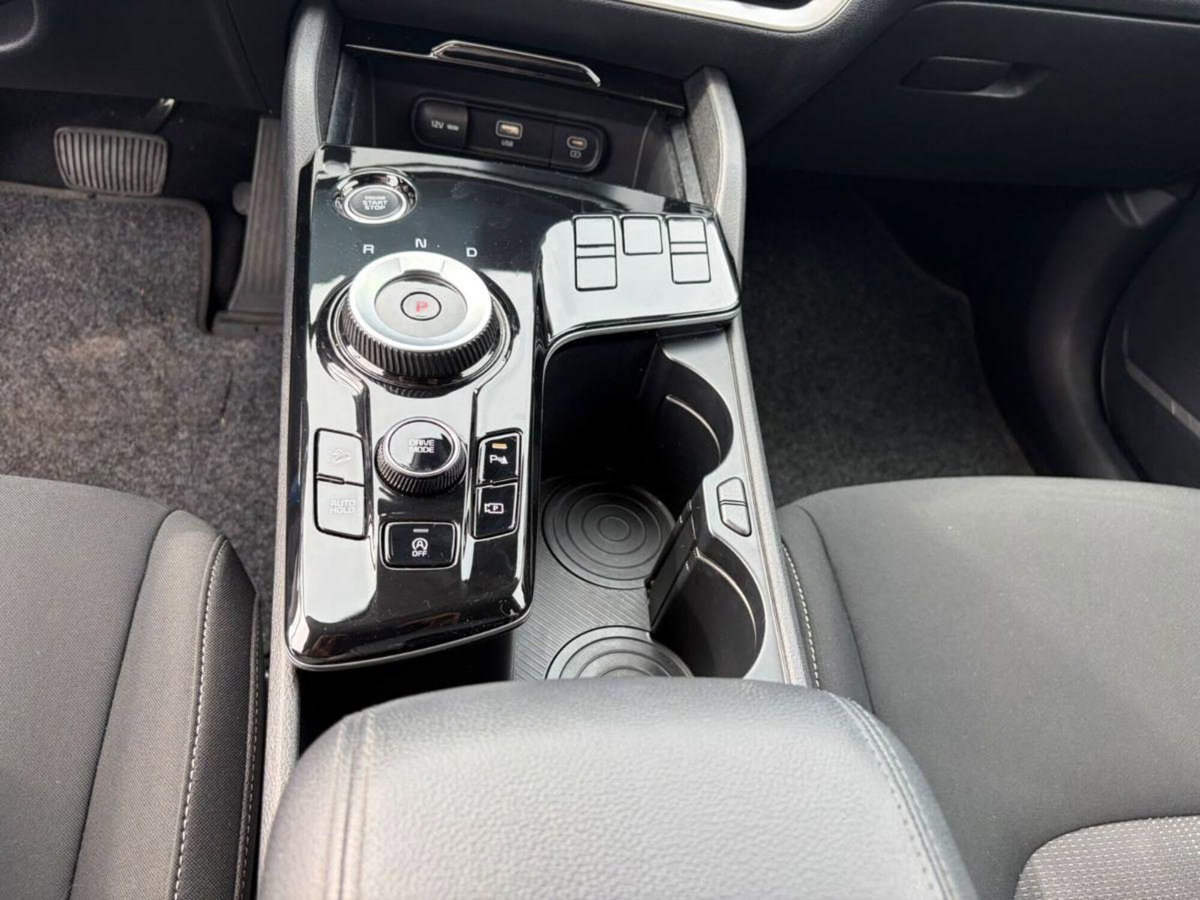 Kia Sportage 1.6 CRDI 136 DCT7 2WD Mild Hybrid Black Edition (13)