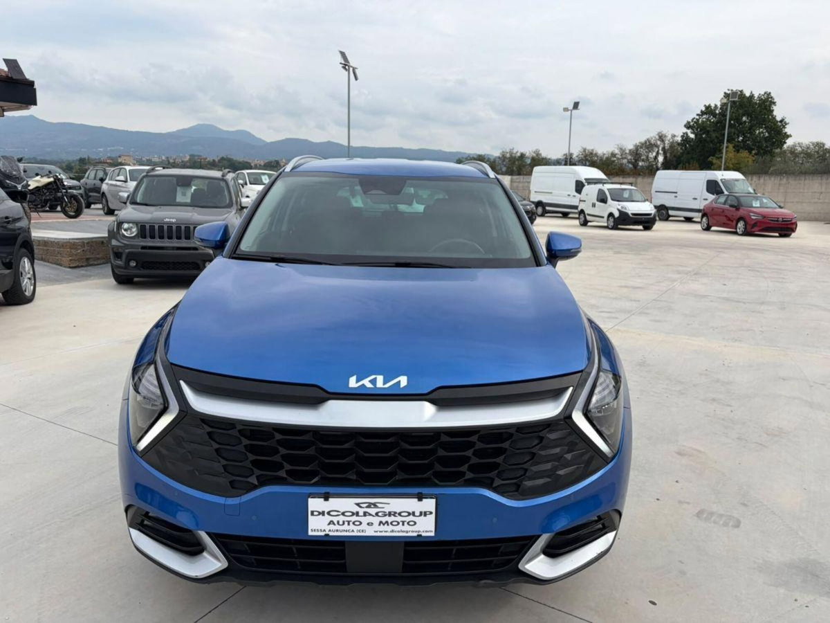 Kia Sportage 1.6 CRDI 136 DCT7 2WD Mild Hybrid Black Edition (2)