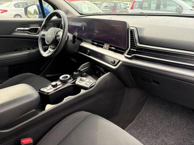 Kia Sportage 1.6 CRDI 136 DCT7 2WD Mild Hybrid Black Edition (8)