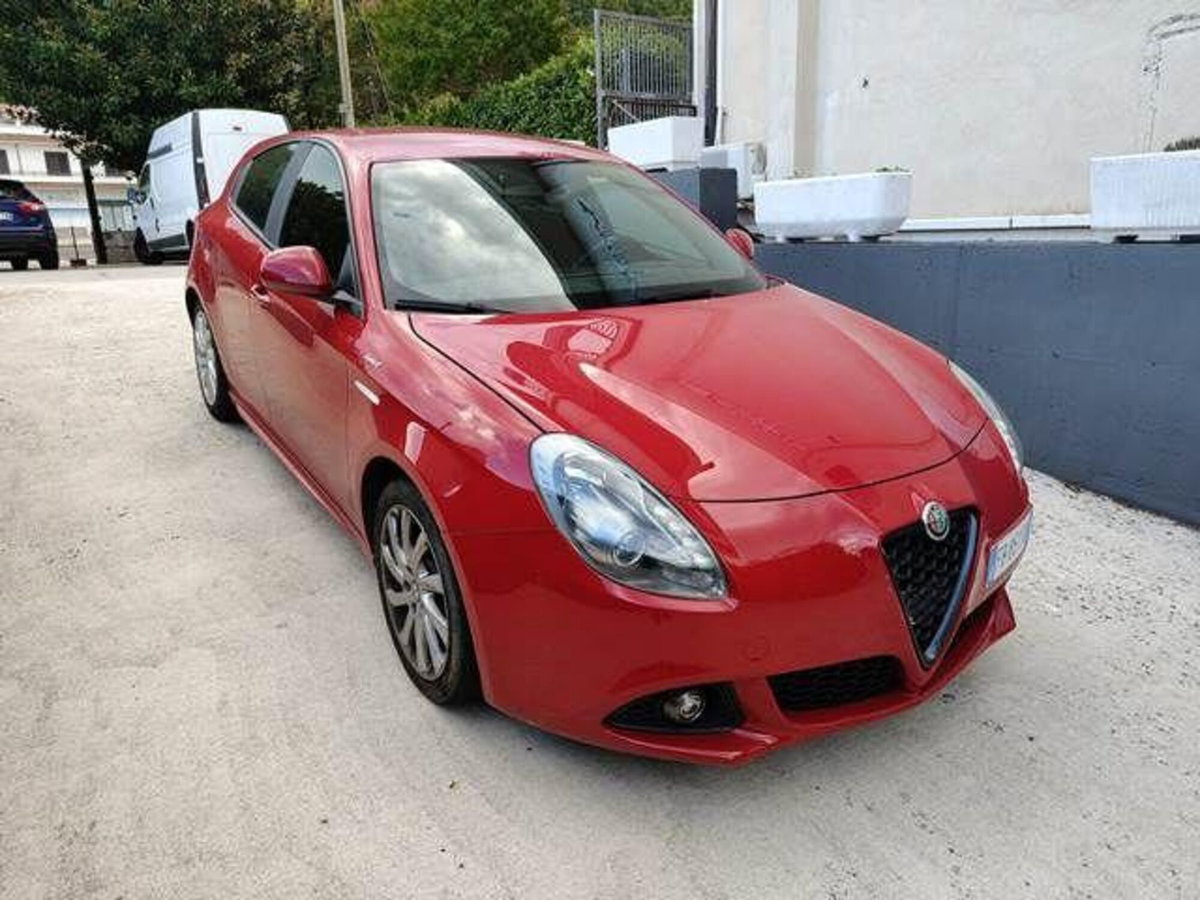 Alfa Romeo Giulietta 2.0 JTDm Giulietta 150cv (17)