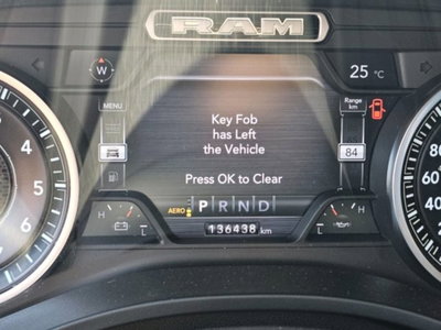 Ram Ram Pick-up Ram 1500 5.7 V8 Crew Cab Big Horn Black 395cv at8 (12)