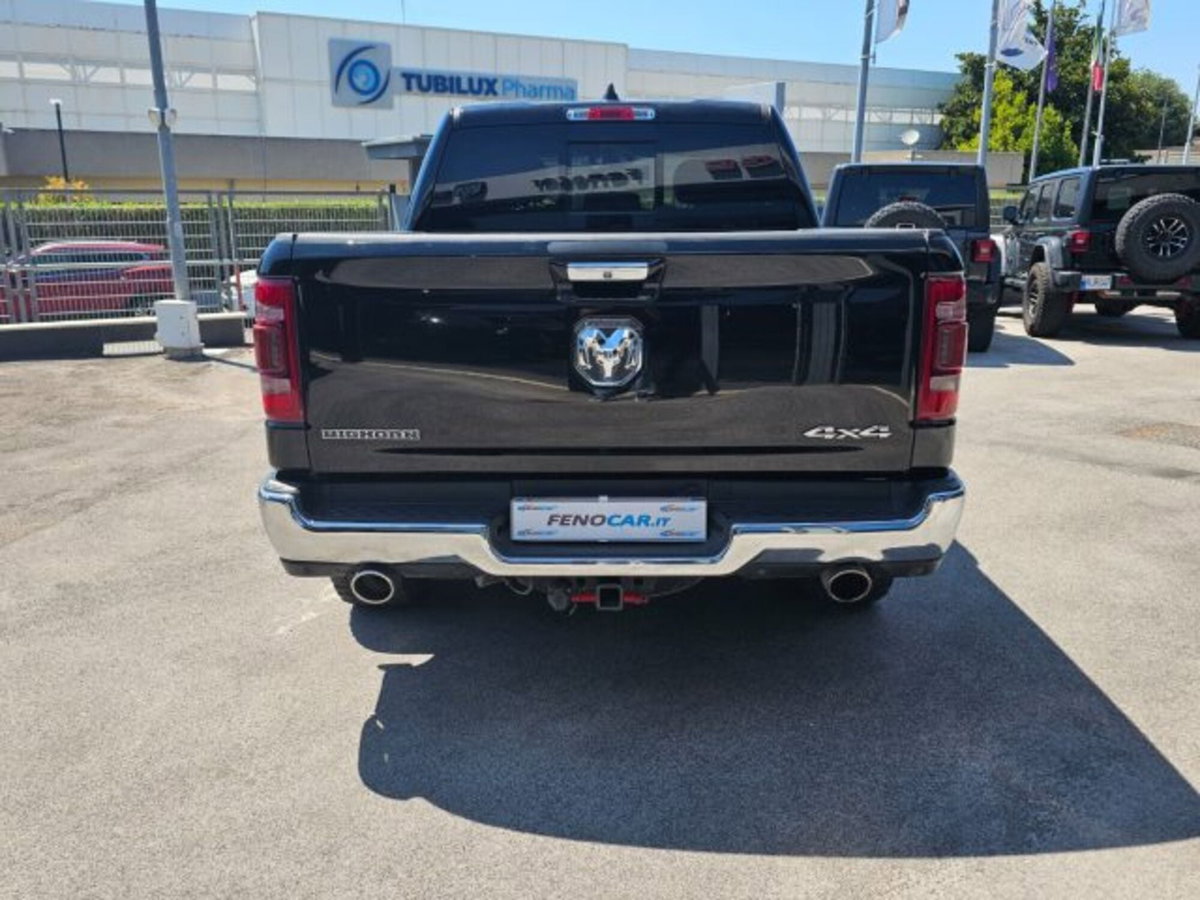 Ram Ram Pick-up Ram 1500 5.7 V8 Crew Cab Big Horn Black 395cv at8 (6)
