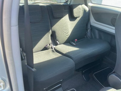 Toyota Yaris 1.3i 16V cat Luna '03 (6)
