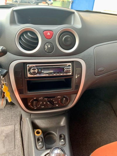 Citroen C2 1.1 airdream Classique (9)
