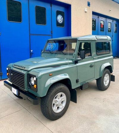 Land Rover Defender 90 2.4 TD4 Station Wagon SE (3)