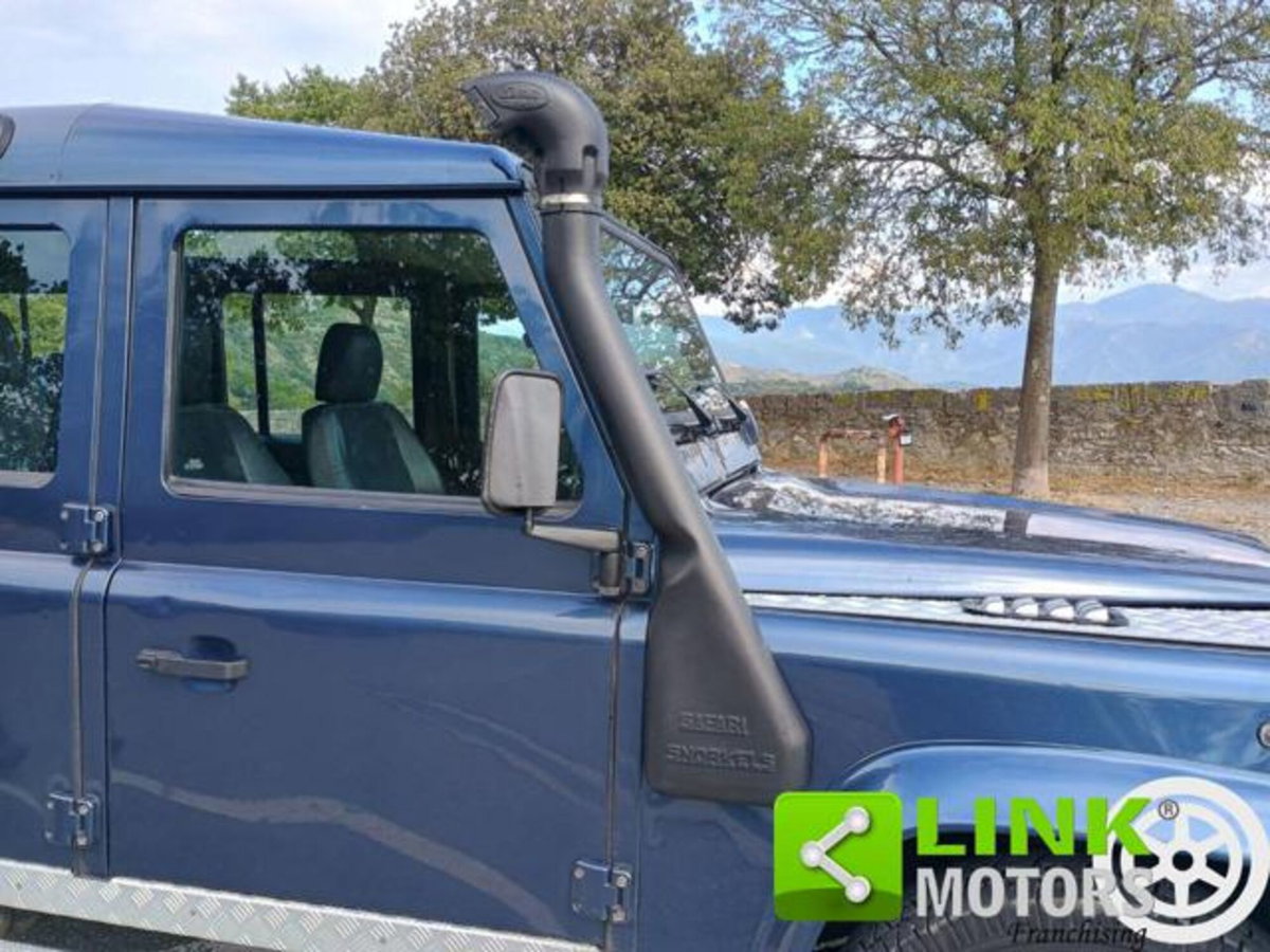 Land Rover Defender 110 2.5 Td5 cat Station Wagon S (13)