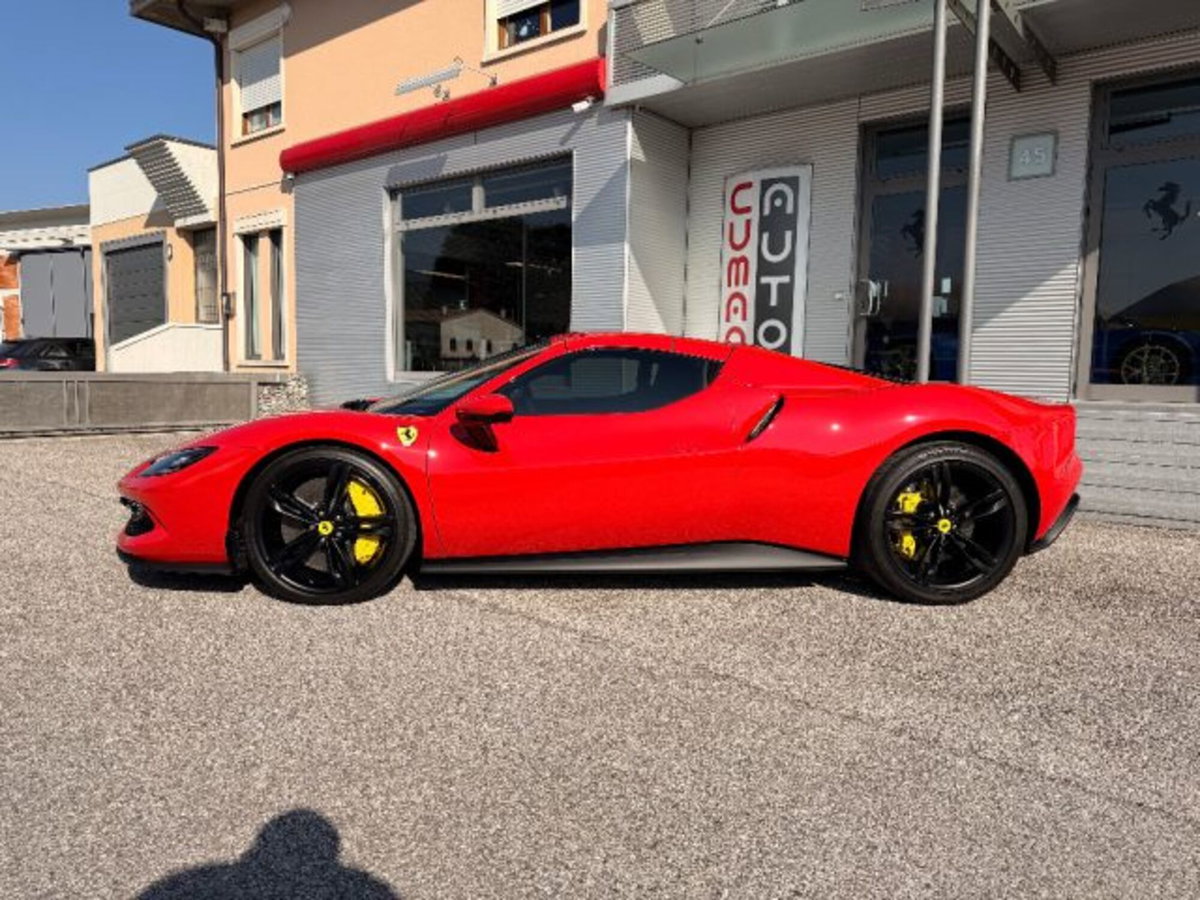 Ferrari 296 Spider 3.0 GTS (7)