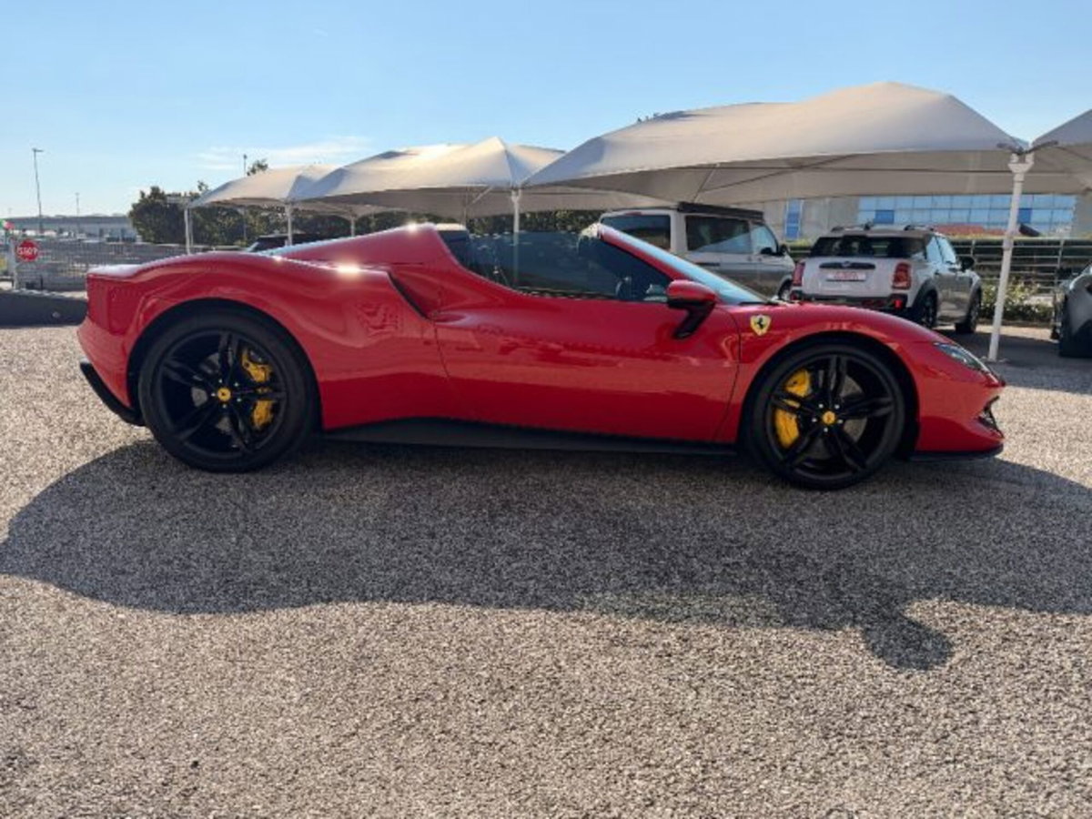 Ferrari 296 Spider 3.0 GTS (9)